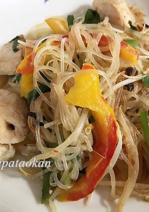 ムネ肉とモヤシ、春雨のピリ辛炒め-レシピのメイン写真