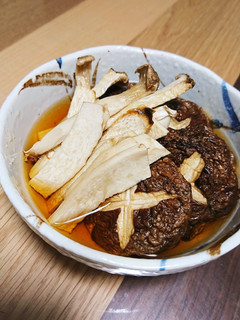 簡単ヘルシー♡焼ききのこの麺つゆ和え-レシピのメイン写真