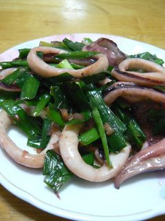 いかとニラのにんにくマヨ炒め-レシピのメイン写真