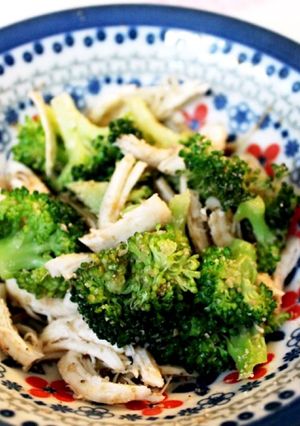 幼児食 ブロッコリーとササミのごま和え-レシピのメイン写真