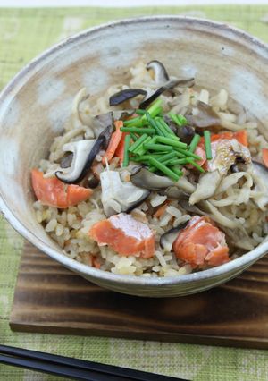 秋鮭ときのこのご飯(権太呂だし使用)-レシピのメイン写真