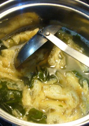 時間無い人必見♬味噌汁味噌の簡単な溶き方-レシピのメイン写真
