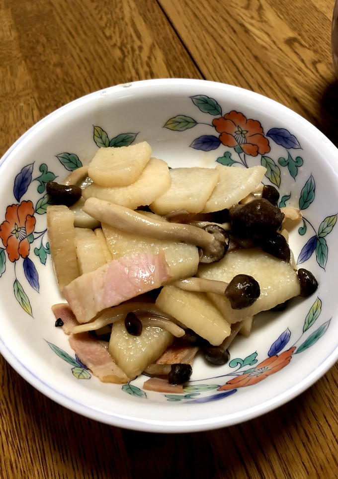 長芋ときのことベーコンの炒め物-レシピのメイン写真