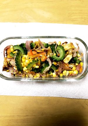 ゴーヤとコーンの炒め物カレー風味-レシピのメイン写真