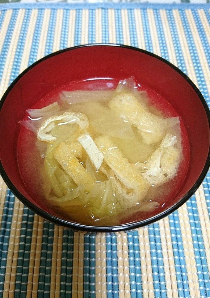 キャベツとお揚げの味噌汁-レシピのメイン写真
