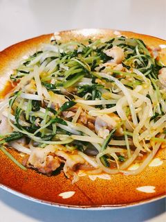 豆苗・もやし・豚肉の大絶賛!炒めもの☆-レシピのメイン写真
