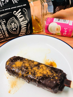 大人デザート♪アイスにウイスキーシナモン-レシピのメイン写真
