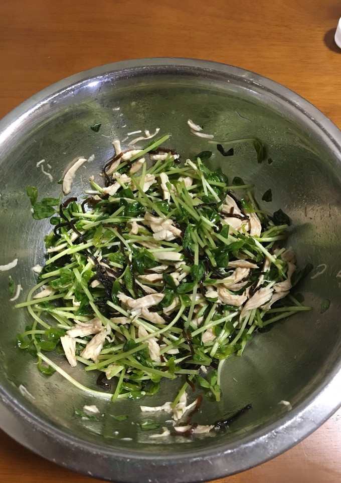 ササミと豆苗の塩昆布和え-レシピのメイン写真