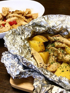 簡単!ジャガイモとシメジのホイル焼き♪-レシピのメイン写真