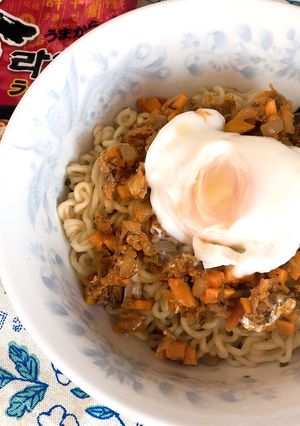 鯖カレー汁なし辛ラーメン-レシピのメイン写真
