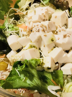 市販サラダでOK☆サイコロ豆腐のサラダ-レシピのメイン写真