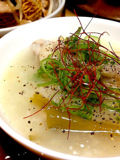 手羽元で参鶏湯-レシピのメイン写真
