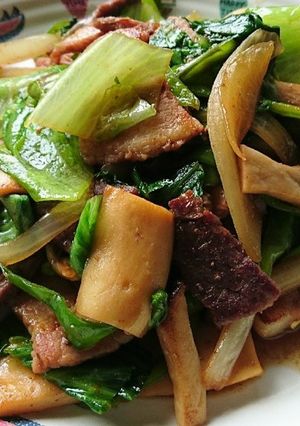 牛肉とレタスのにんにく醤油炒め-レシピのメイン写真
