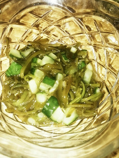 簡単! めかぶ(もずく)のポリポリ酢の物-レシピのメイン写真