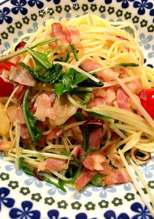 ベーコン水菜ミニトマト入ペペロンチーノ-レシピのメイン写真