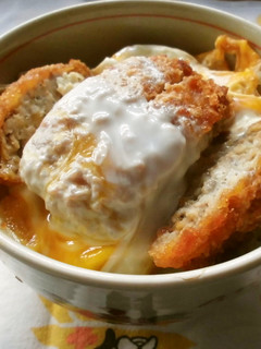 スーパーお惣菜のメンチカツを丼にして・・-レシピのメイン写真