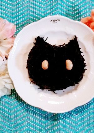 ひじきでモコモコ動物お握り-レシピのメイン写真