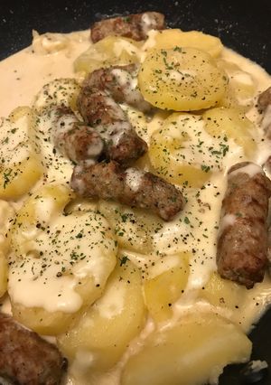 コストコソーセージとポテトのチーズソース-レシピのメイン写真