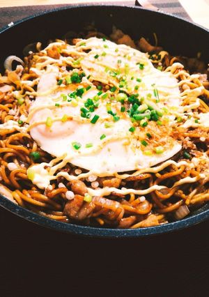 モチッかりっ！！裏技を駆使した焼きそば-レシピのメイン写真