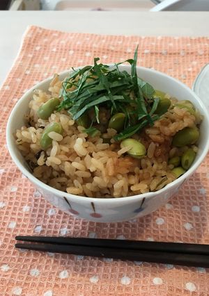 ラクうま！旨味たっぷり枝豆炊き込みご飯♪-レシピのメイン写真