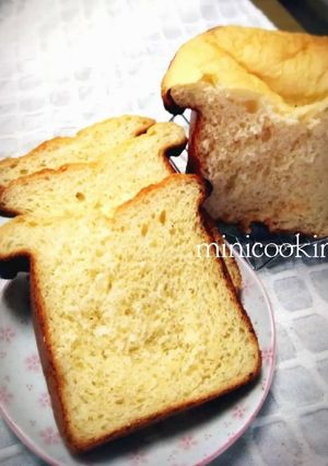 離乳食後期から食べれるミルクホテル食パン-レシピのメイン写真