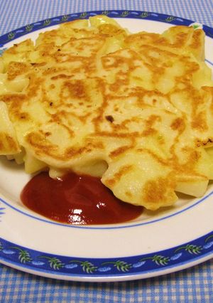 朝食にも♫もちもちポテトパンケーキ-レシピのメイン写真