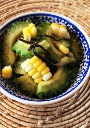 ゴーヤとトウモロコシの塩昆布和え-レシピのメイン写真