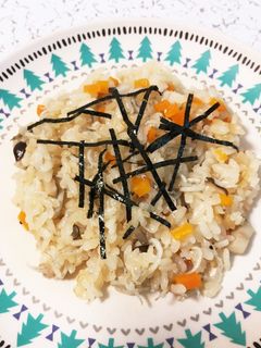 【離乳食完了期】しらすの炊き込みご飯♡-レシピのメイン写真