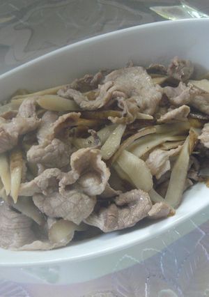 ごぼうと豚こまのにんにく炒め-レシピのメイン写真