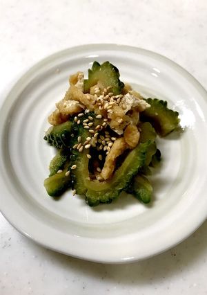 レンジdeおかず。ゴーヤと油揚げ-レシピのメイン写真