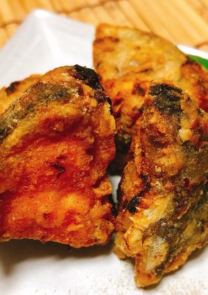 サーモンのアラの唐揚げペッパー風味-レシピのメイン写真