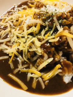 カレーにシンプルのっけ☆とろけるチーズ-レシピのメイン写真