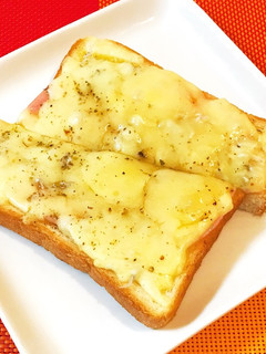 しらすチーズトースト-レシピのメイン写真
