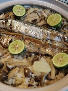 秋の味覚!さんまの炊き込みご飯♪-レシピのメイン写真