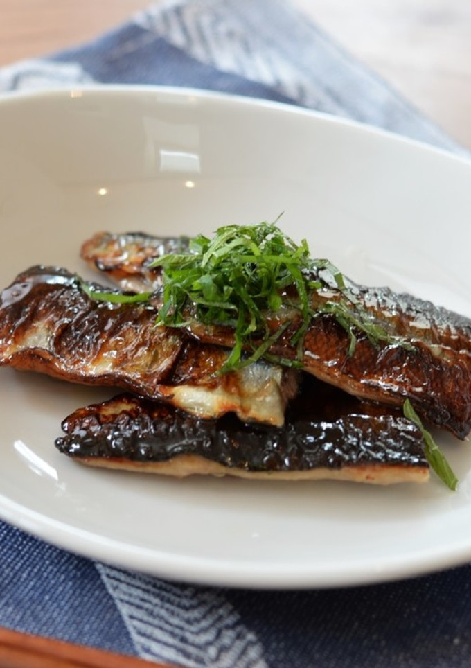 液体塩こうじで秋刀魚の蒲焼き♪-レシピのメイン写真