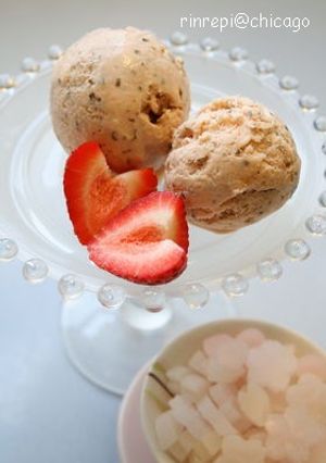 桜と黒蜜のアイスクリーム-レシピのメイン写真