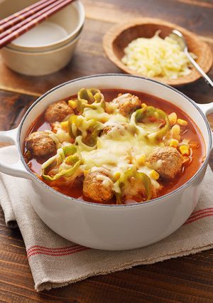 野菜ジュースで♪肉団子のトマトチーズ鍋-レシピのメイン写真
