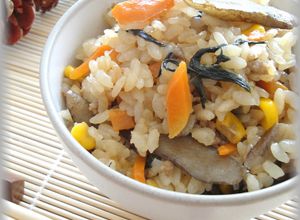 ✿炊飯器にお任せ☆簡単炊き込みご飯✿-レシピのメイン写真