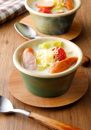 レンジで簡単！ウインナーうまみ豆乳スープ-レシピのメイン写真