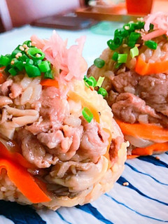 【片手で食べるお弁当】豚丼おにぎり-レシピのメイン写真