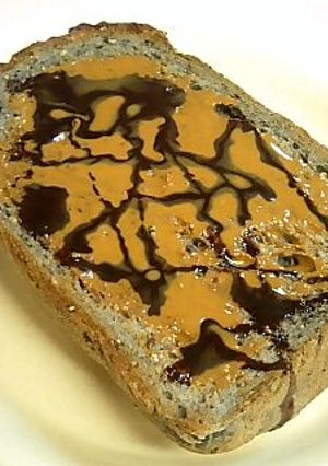 ピーチョコトースト~練りゴマでね♪-レシピのメイン写真