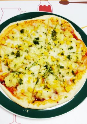 じゃが芋とコーンのピザ-レシピのメイン写真