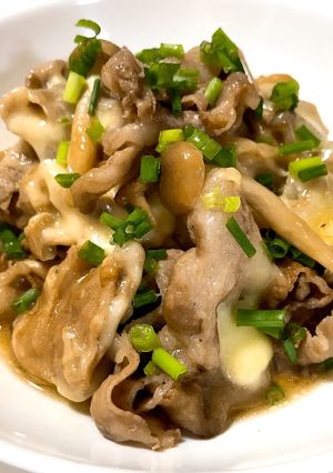 豚肉としめじのねぎポンチーズ炒め-レシピのメイン写真