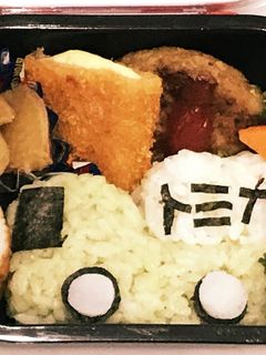 トミカトラック お弁当 キャラ弁 幼稚園-レシピのメイン写真