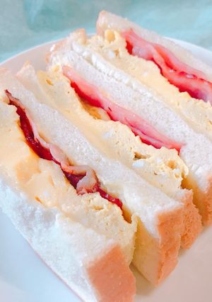 レンチンで簡単！厚焼き玉子のサンドイッチ-レシピのメイン写真
