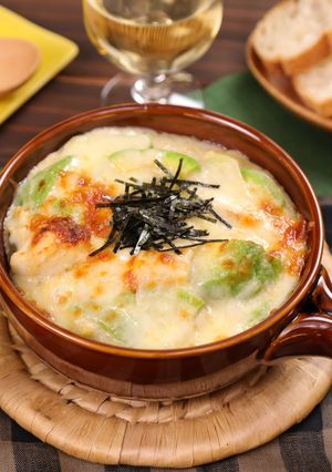 かまぼことアボカドのとろとろ和風グラタン-レシピのメイン写真