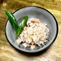 รูปของ シャキシャキ感がたまらない レンコンご飯