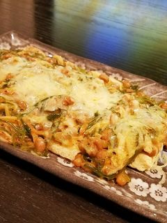 ☆酒のつまみに☆油揚げのネバネバピザ♪-レシピのメイン写真