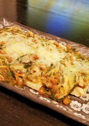 ☆酒のつまみに☆油揚げのネバネバピザ♪-レシピのメイン写真