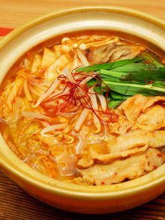 鍋の素いらず!簡単みそキムチ鍋-レシピのメイン写真